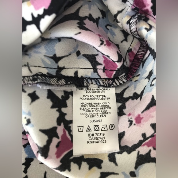 Loft Floral Wrap Skirt Size 4 - Picture 6 of 7